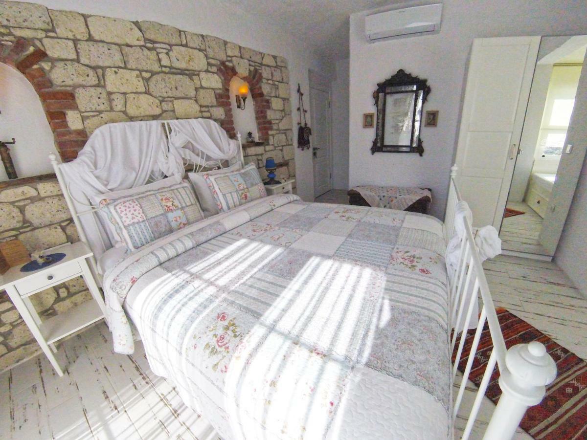 Morisi Konak Butik Otel Alacati Exterior photo